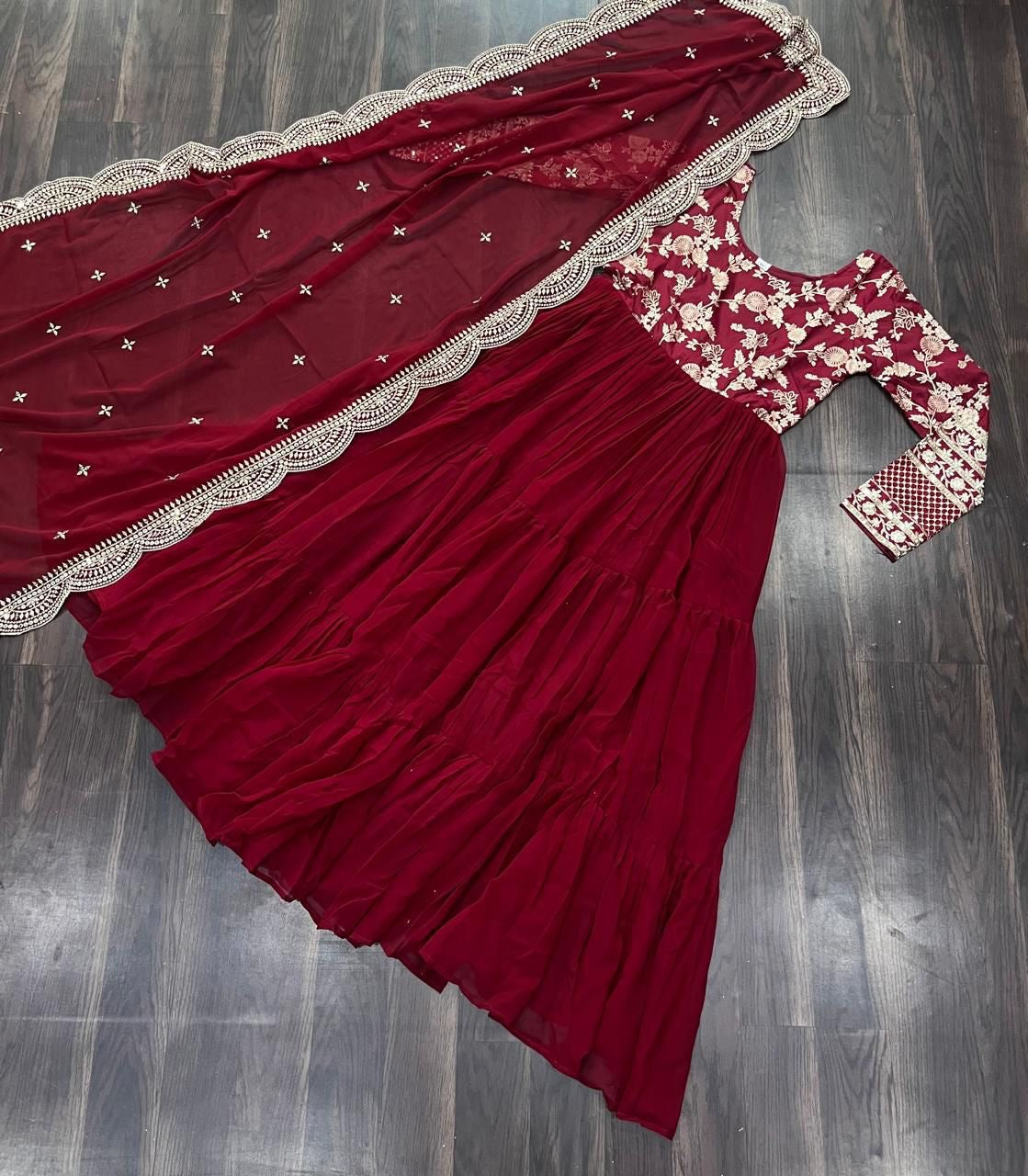 Salwar „Levina“