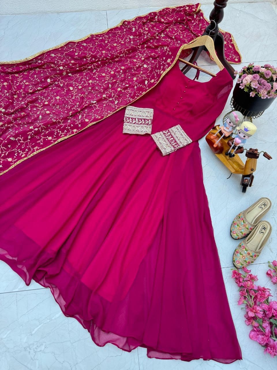 Salwar „Raya“