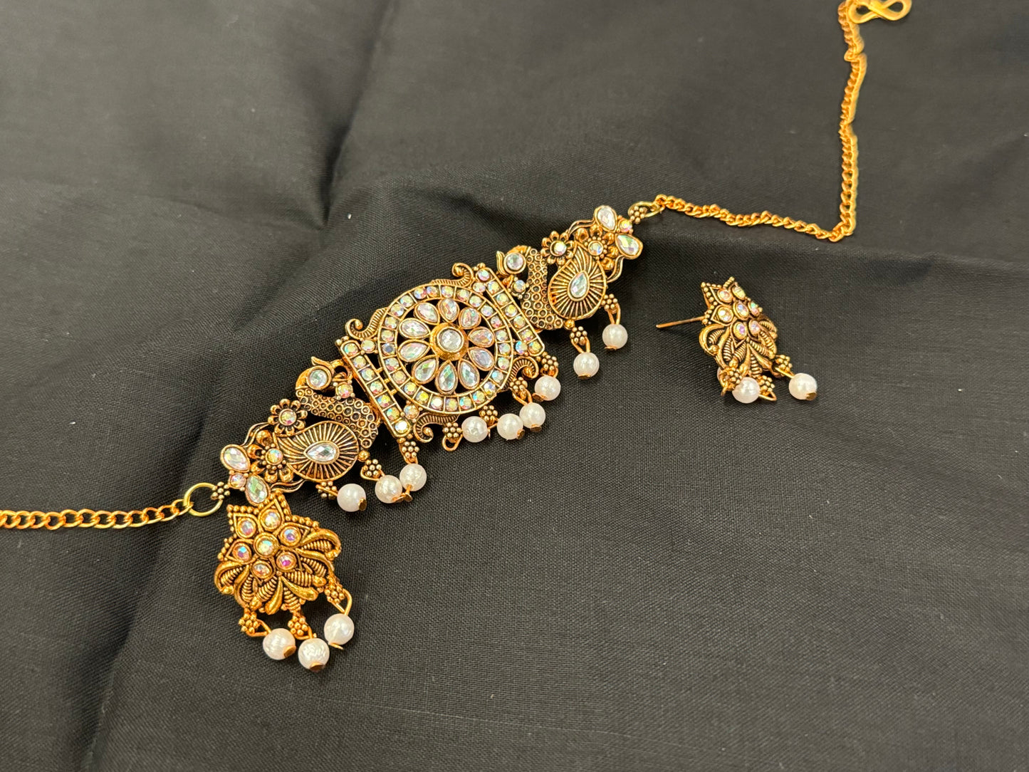 Traditional Choker „Mira“