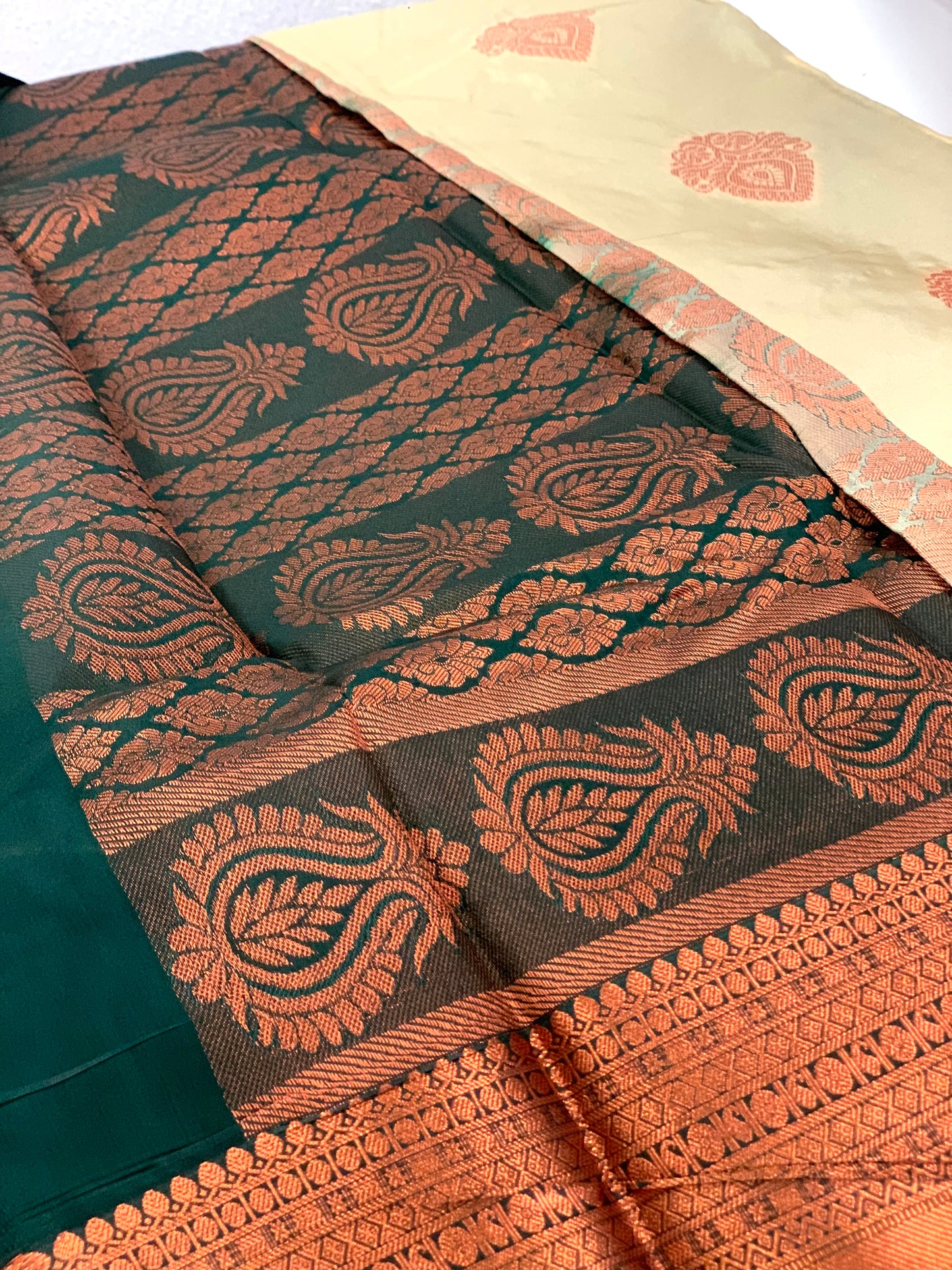 Pattu Saree „Mayili“