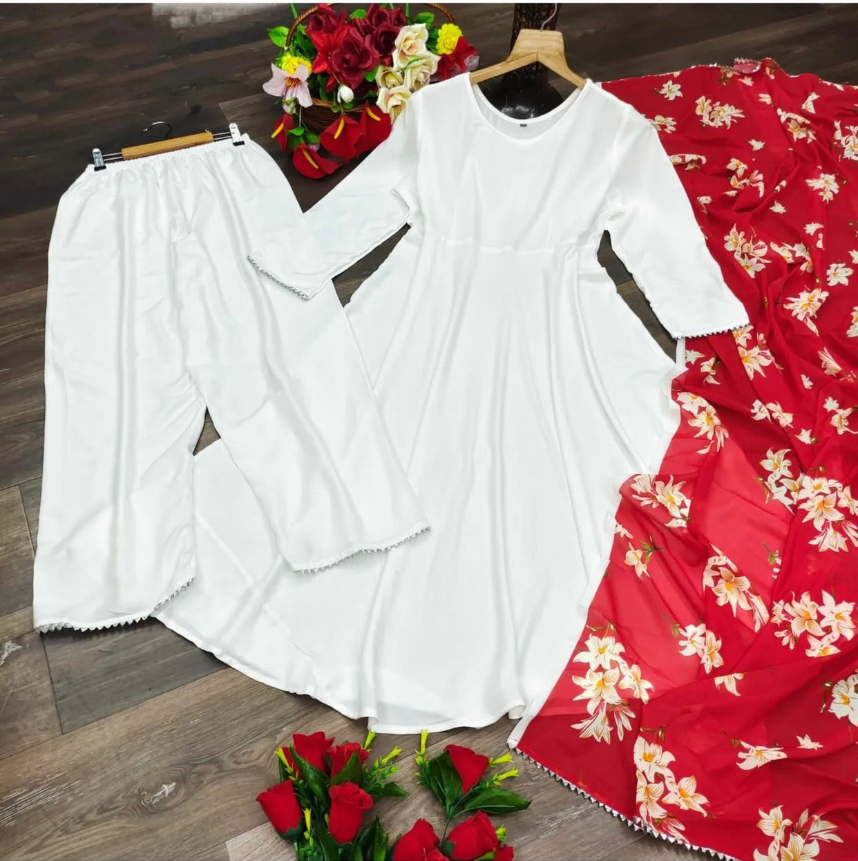 Salwar „Moon“
