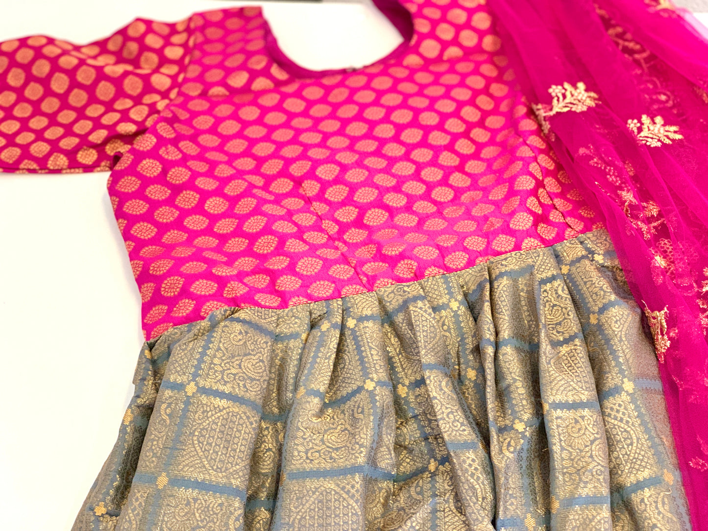 Salwar „Rana“