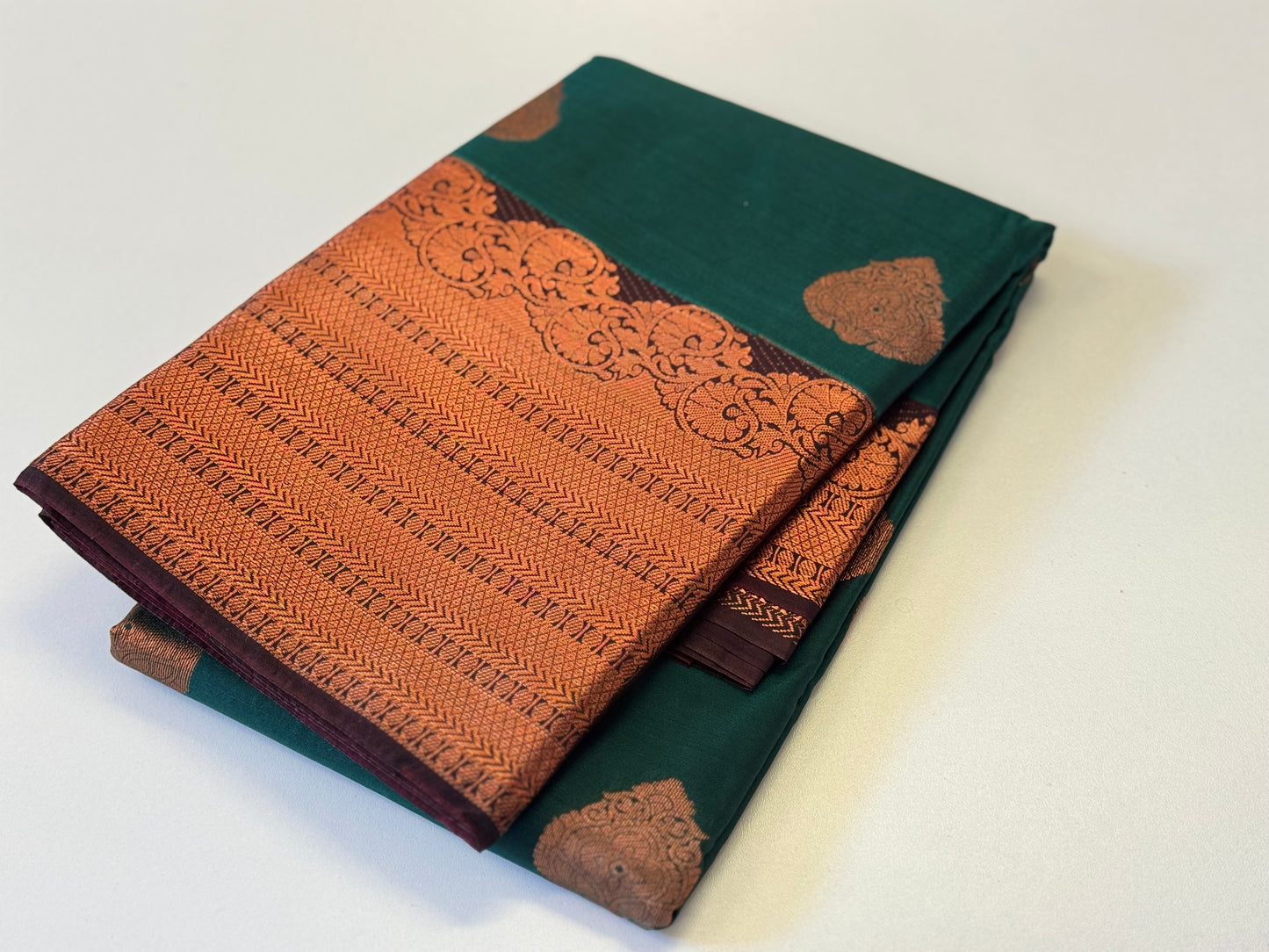 Semi Kanchipuram „Meena“