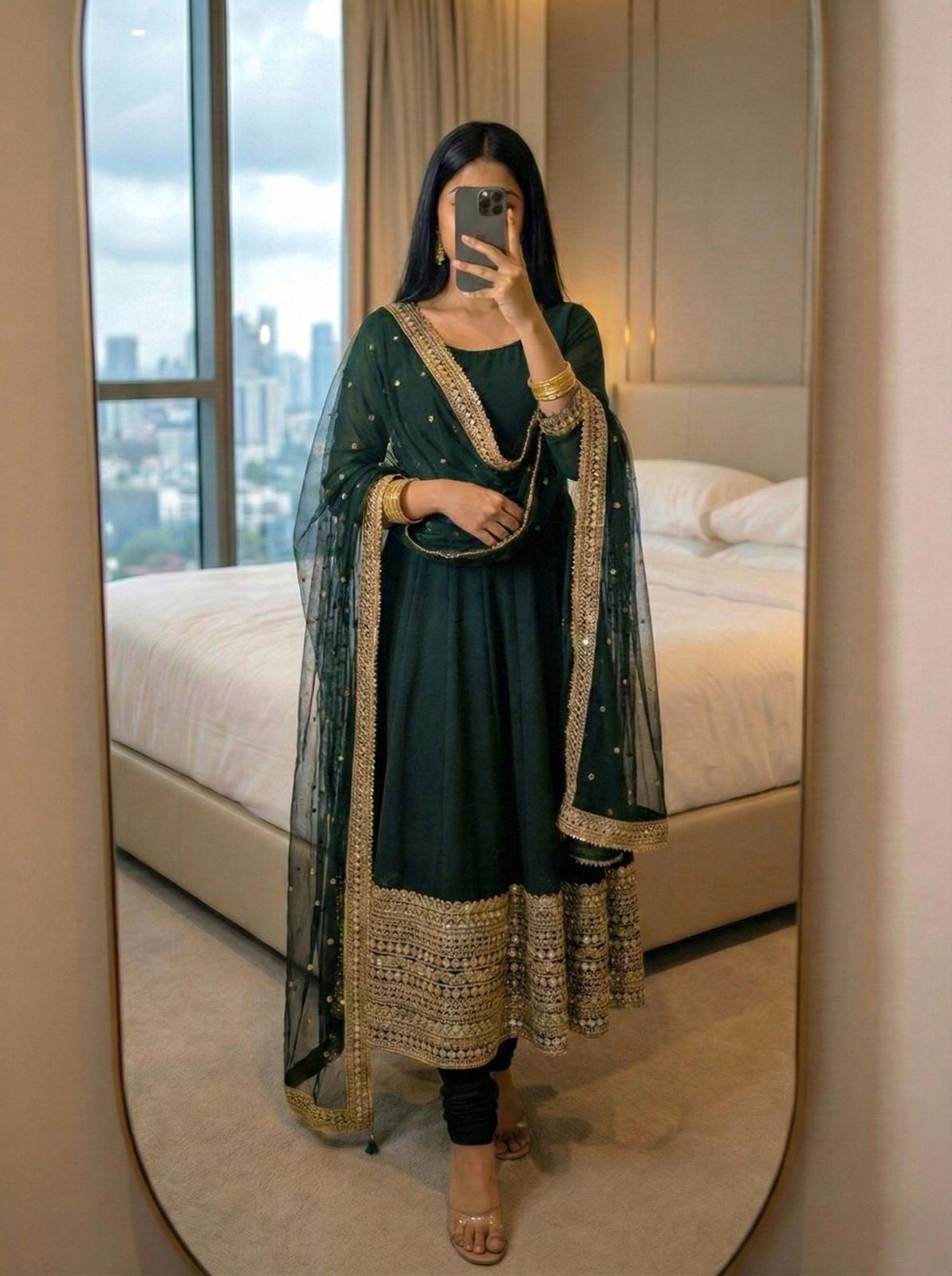 Salwar „Abi“
