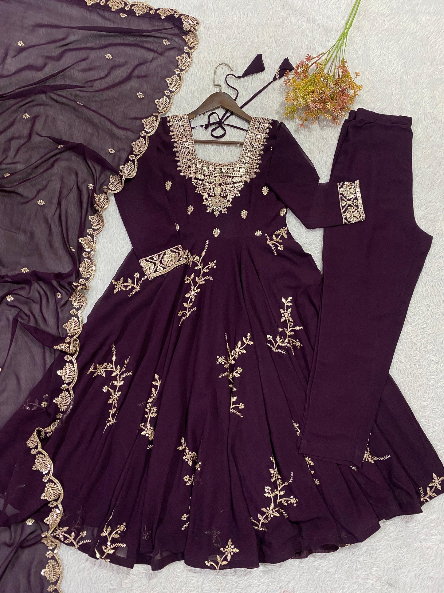 Salwar „Shaumy“