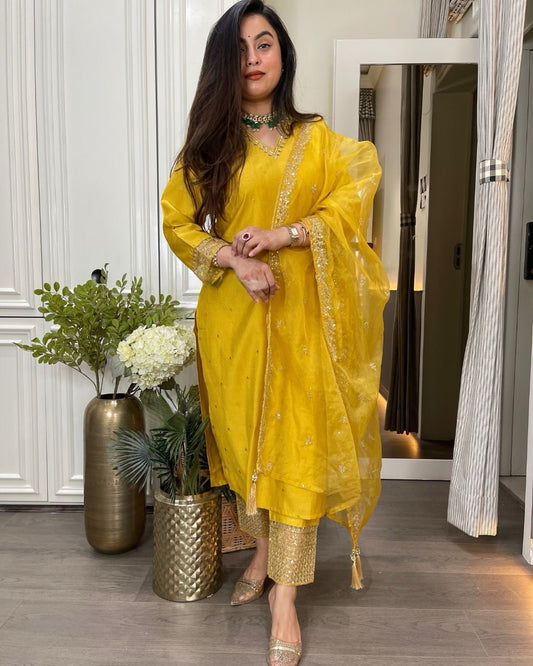 Salwar „Mayna“