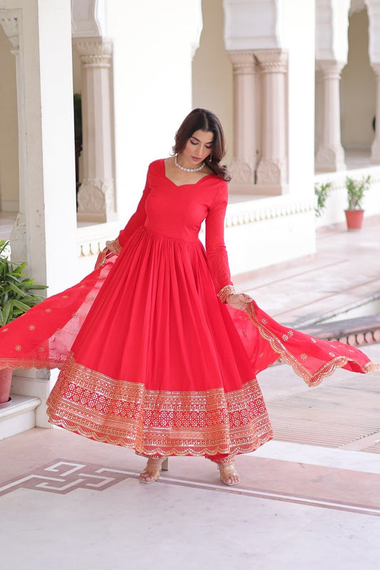 Salwar „Nadja“