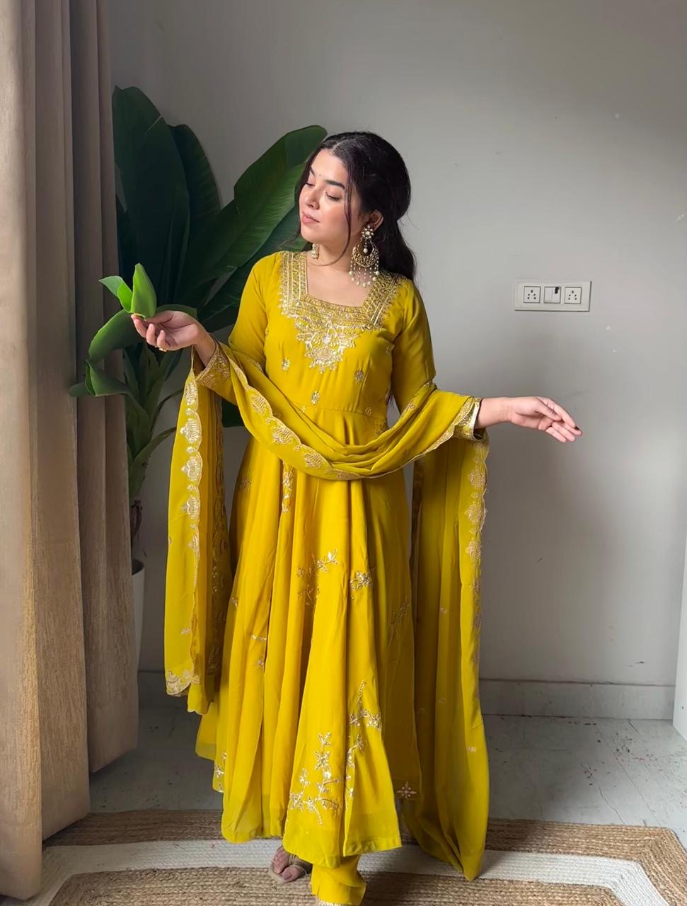 Salwar „Shaumy“