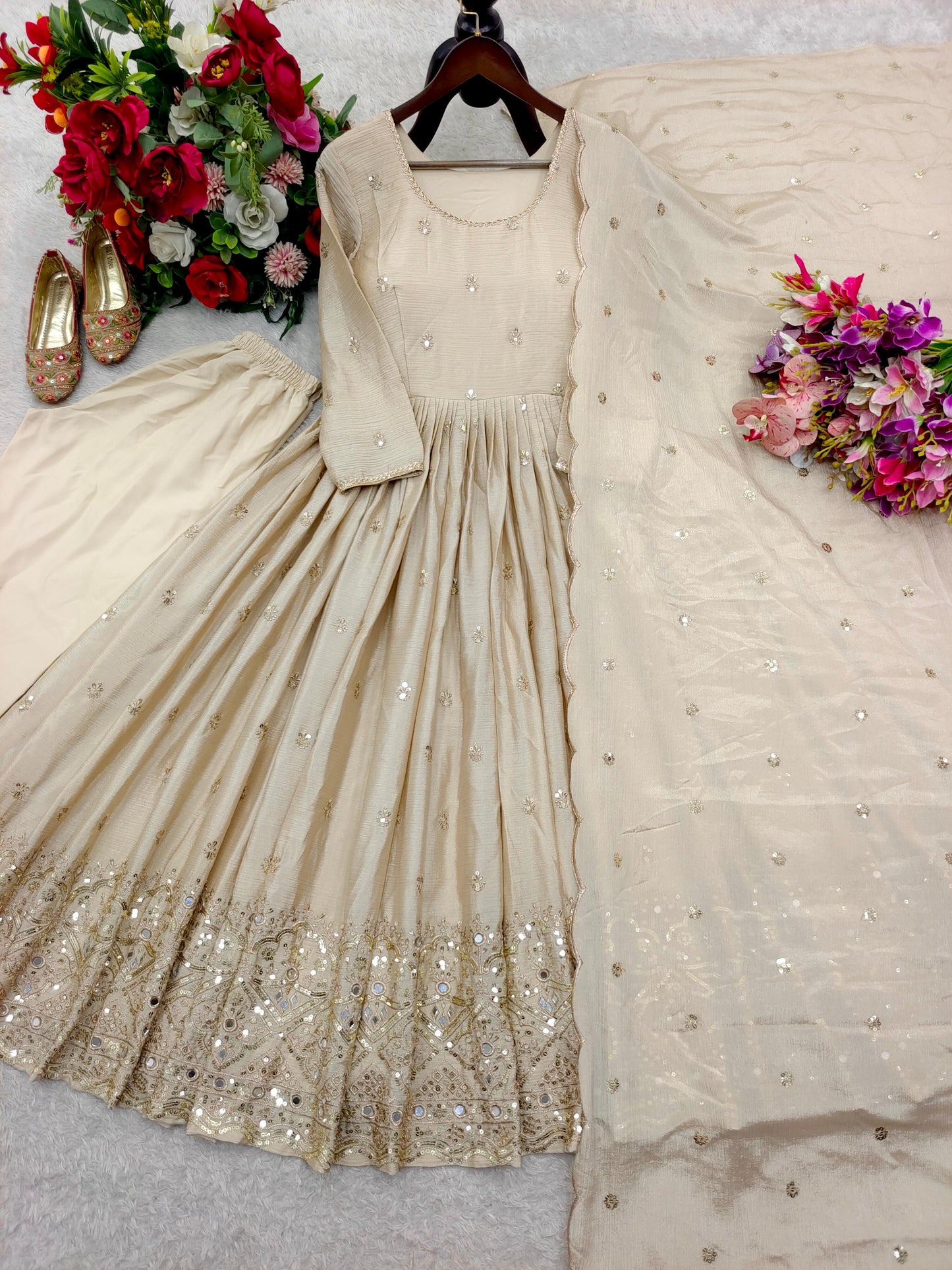 Salwar „Riya“