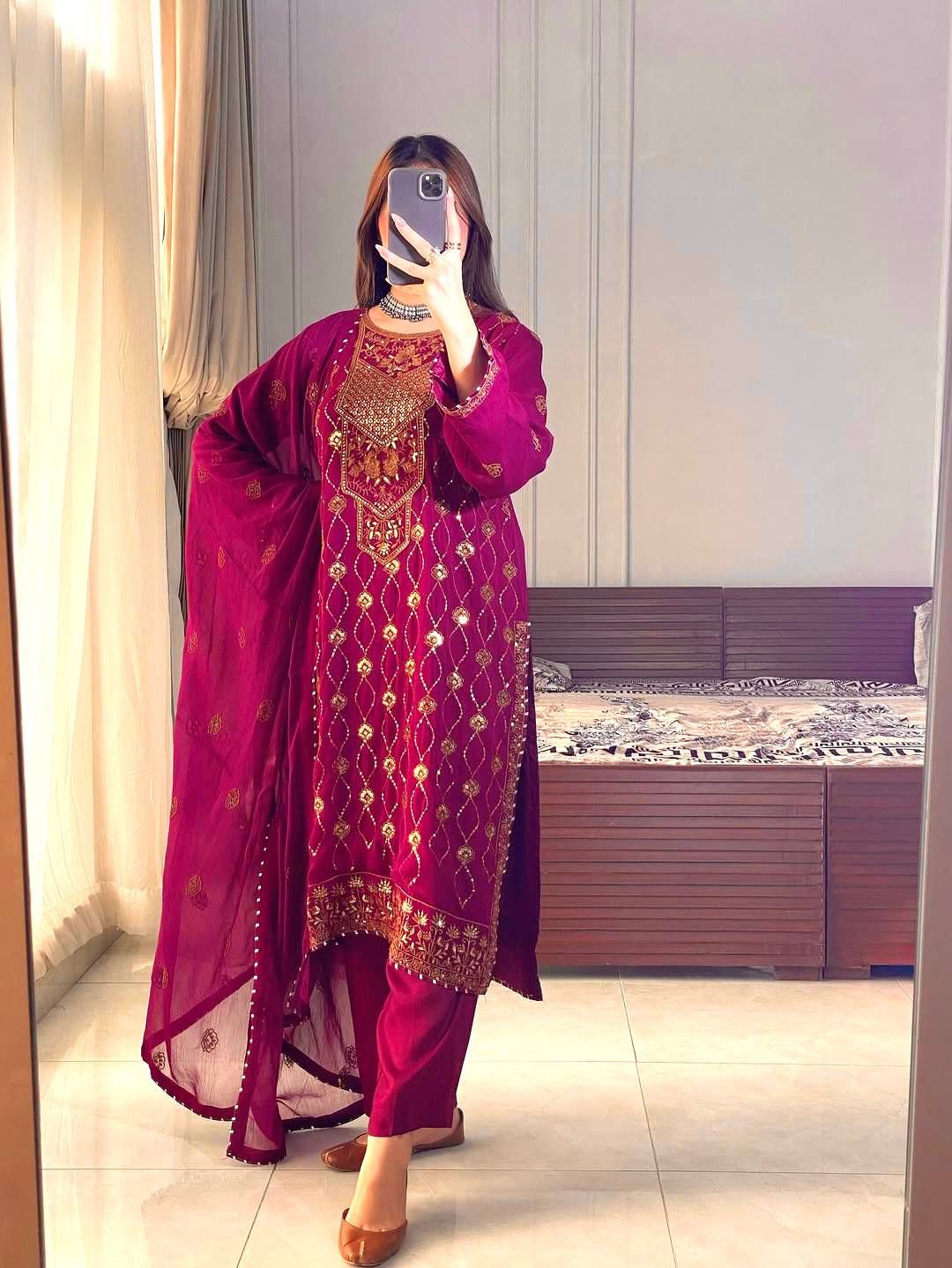 Salwar „Saisha“